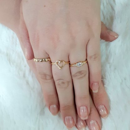 Anel Semi Jóia Dourado Coração com Zircônias