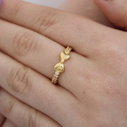 Anel Semi Jóia Dourado Lacinho com Zircônias