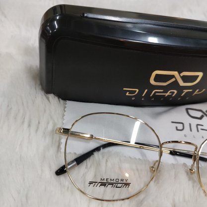 Armação para Óculos Difaty Titanium Dourada