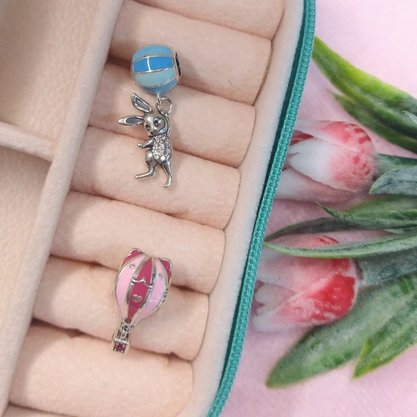 Berloque Prata Balão Rosa com Pedrinha Rosa