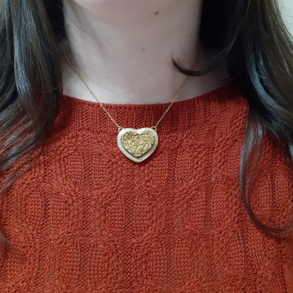 Colar Semi Jóia Dourado Coração em Pedra