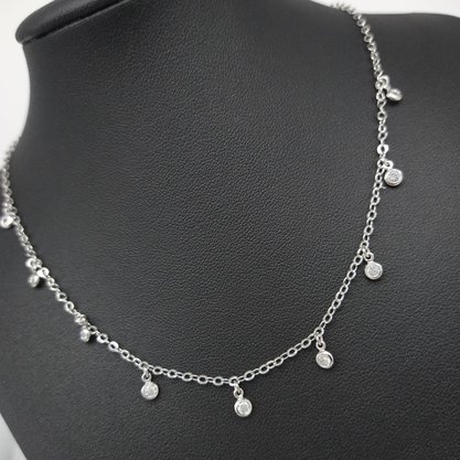 Colar Semi Jóia Prateado Chocker com Pedras
