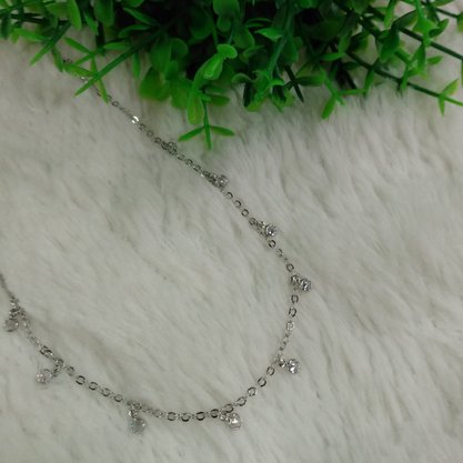 Colar Semi Jóia Prateado Chocker com Pedras