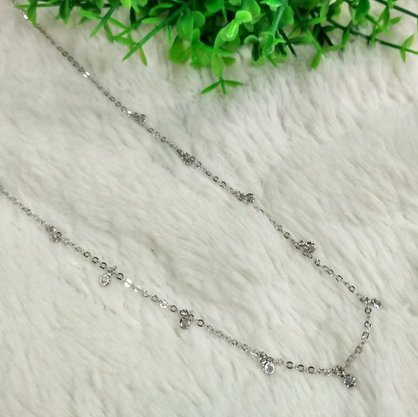 Colar Semi Jóia Prateado com Pedrinhas
