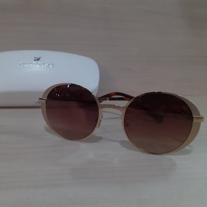 Óculos Solar Swarovski Feminino Dourado