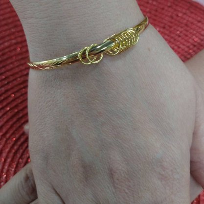 Pulseira Semi Jóia Dourada Mamãe com 10 Argolas