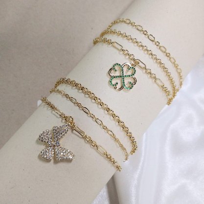 Pulseira Semi Jóia Dourada Tripla Pingente Trevo